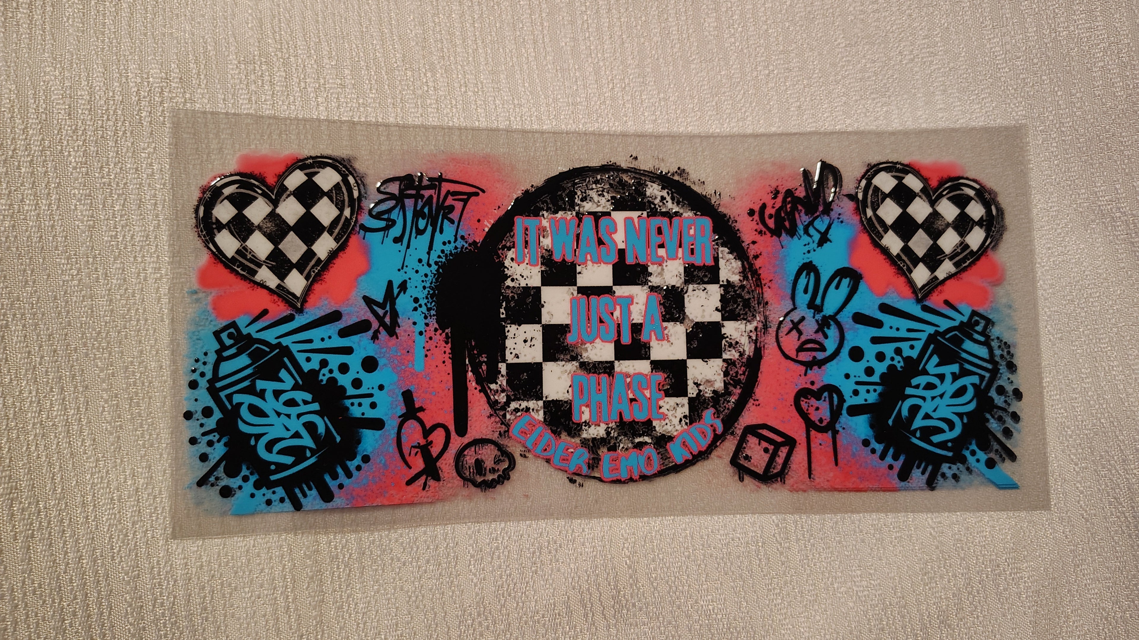 W050 - Words Cup Wrap
